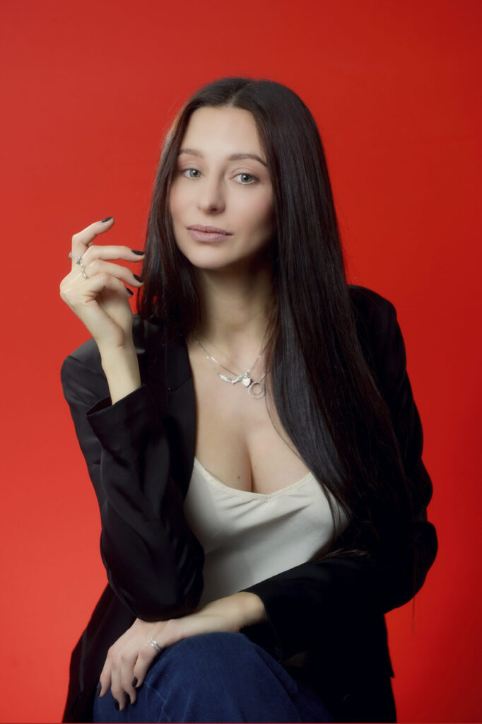 Инна Адамова